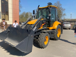 Экскаватор погрузчик Cukurova 880S