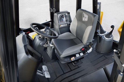 Экскаватор-погрузчик JCB 3CX